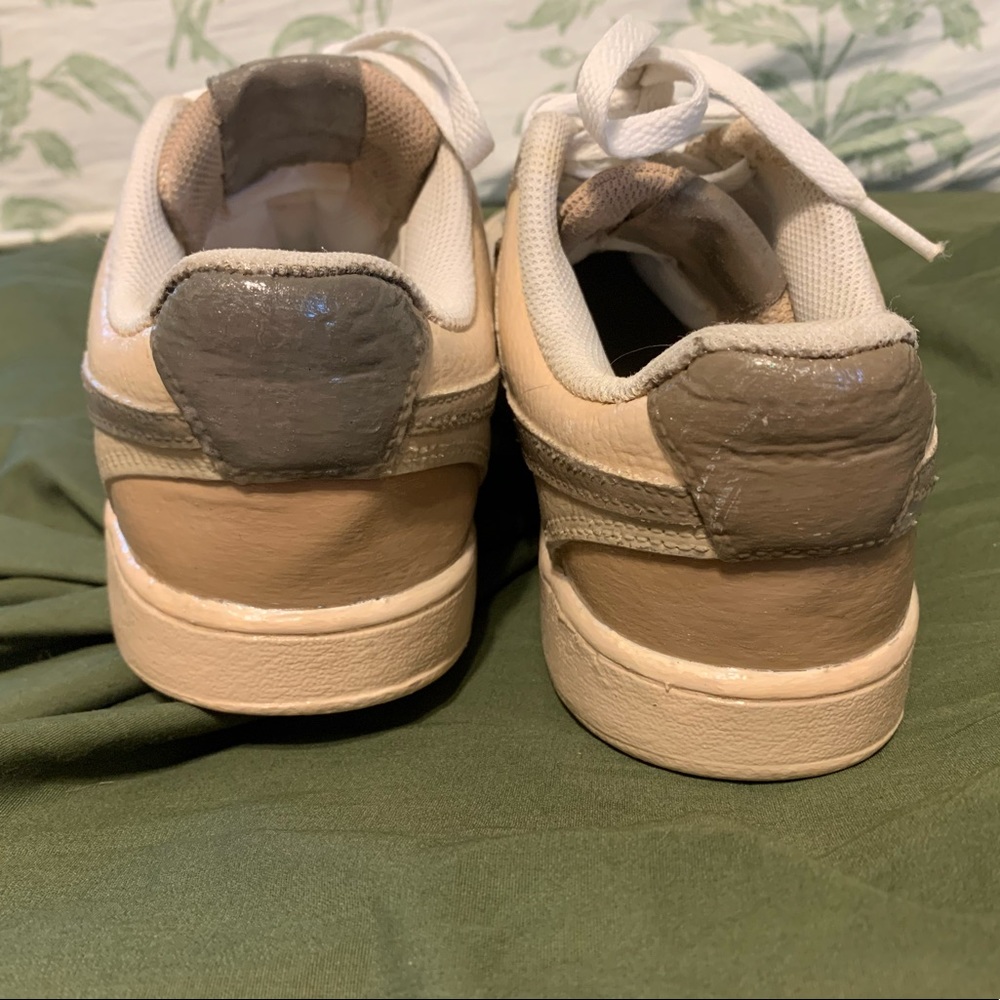 Custom Nikes - Picture 7 of 11